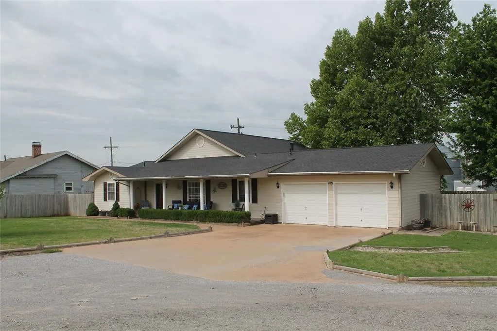 Photo 30 — 401 S Coblake Street, Apache, OK 73006