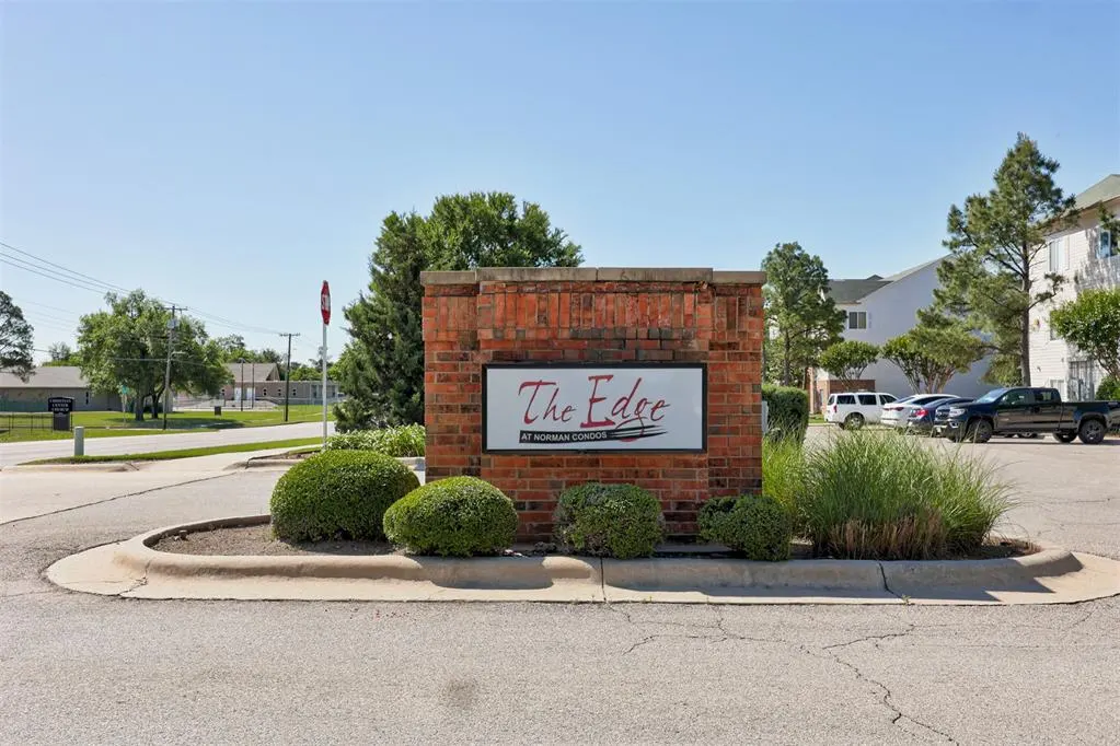 Photo 2 — 2200 Classen Boulevard 6133, Norman, OK 73071