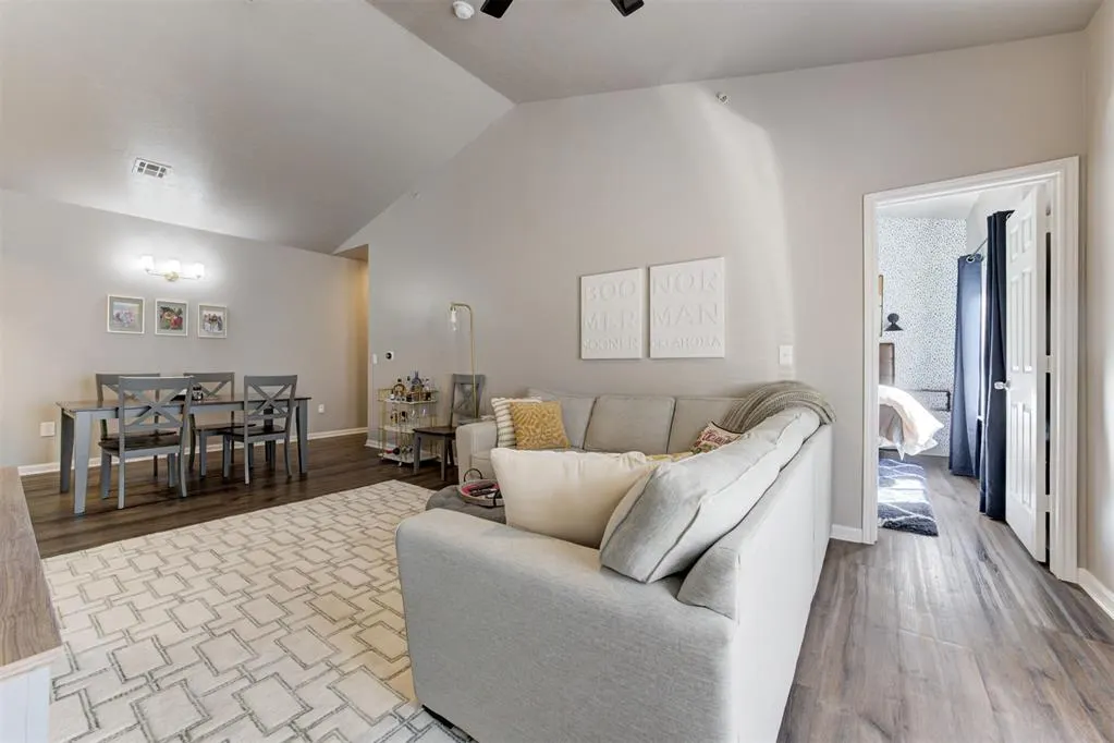 Photo 8 — 2200 Classen Boulevard 6133, Norman, OK 73071