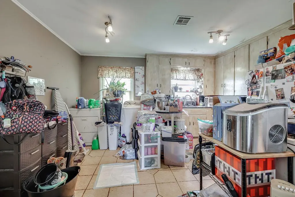 Photo 4 — 802 W Spruce Street, Haskell, OK 74436