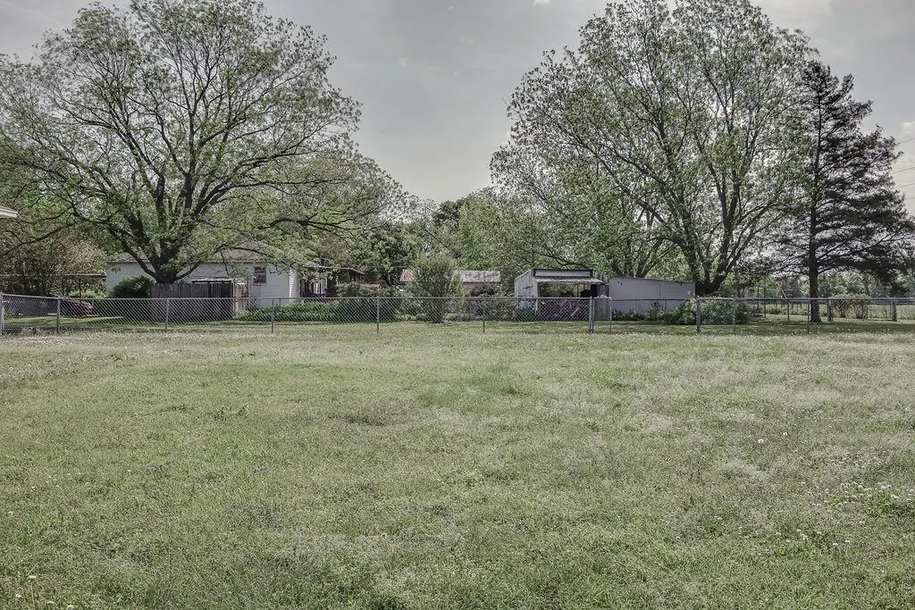Photo 22 — 802 W Spruce Street, Haskell, OK 74436