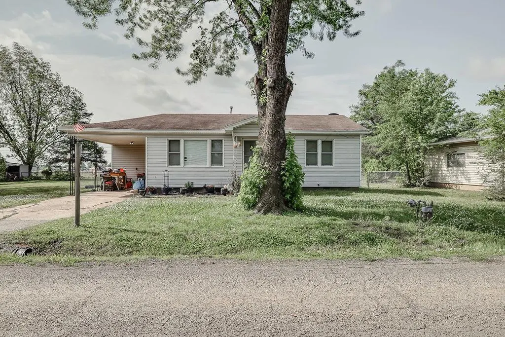 Photo 30 — 802 W Spruce Street, Haskell, OK 74436