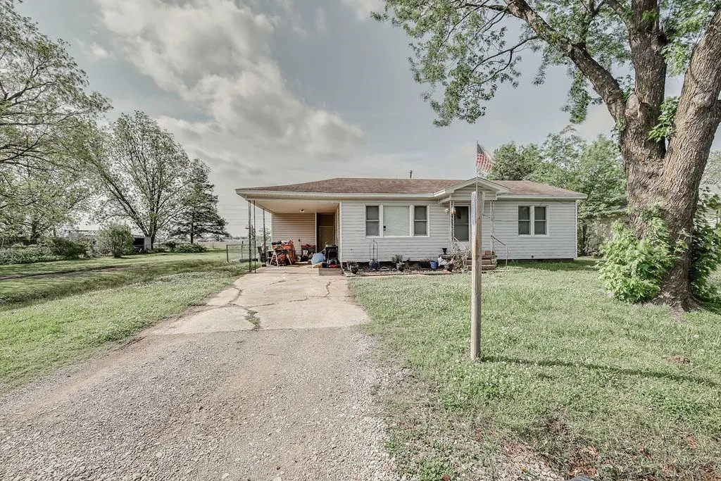 Photo 31 — 802 W Spruce Street, Haskell, OK 74436