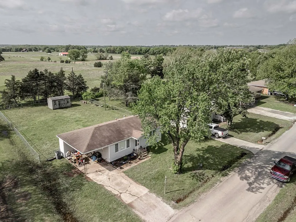 Photo 37 — 802 W Spruce Street, Haskell, OK 74436