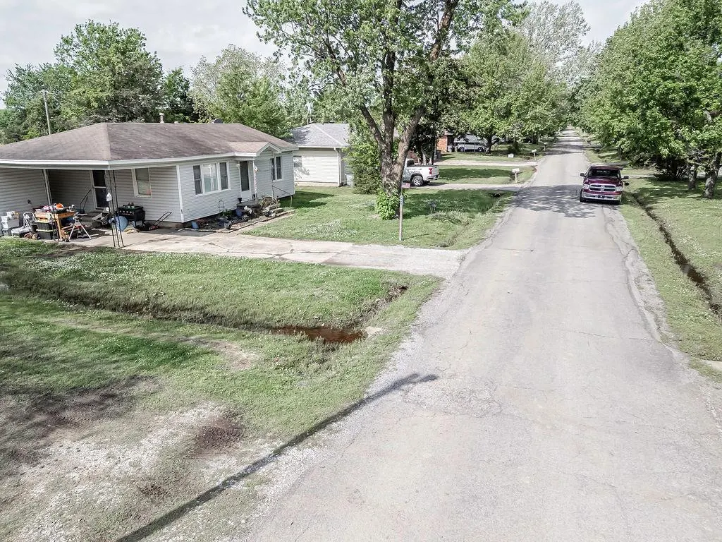 Photo 39 — 802 W Spruce Street, Haskell, OK 74436