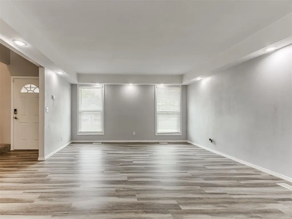 Photo 5 — 16 Tawana Drive, Shawnee, OK 74804