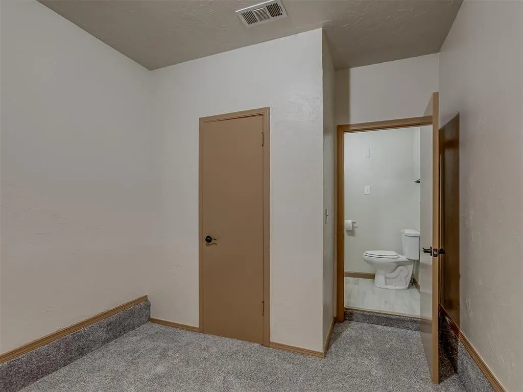 Photo 29 — 919 SW 3rd Street, Moore, OK 73160