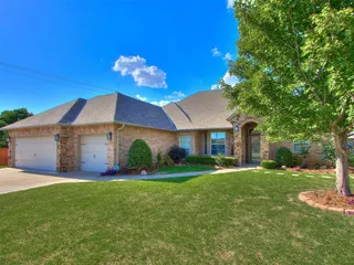Sold home at 8413 NW 124th Circle