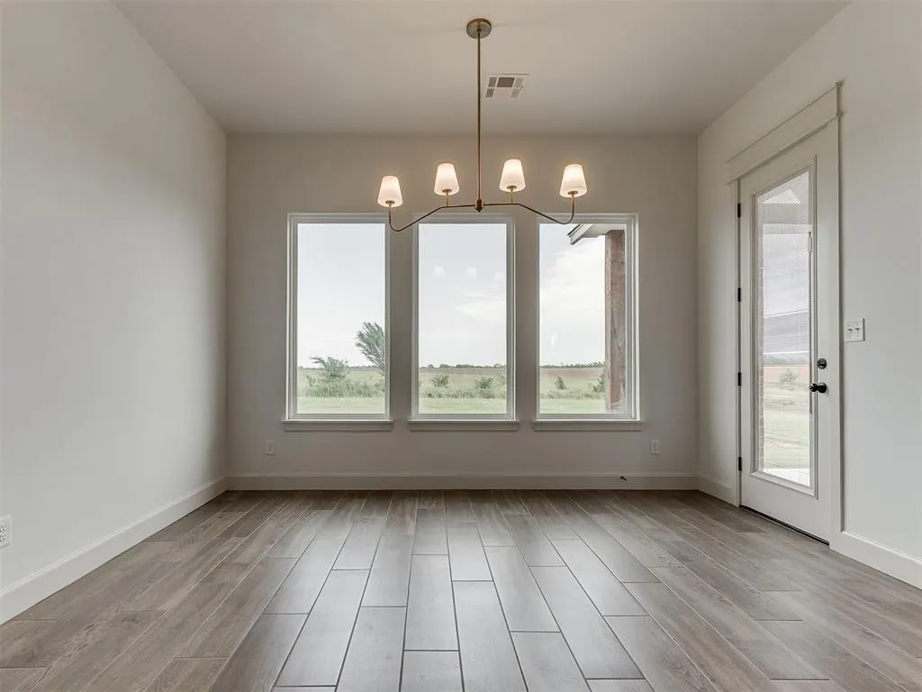 Photo 13 — 9100 Avington Way, Guthrie, OK 73044