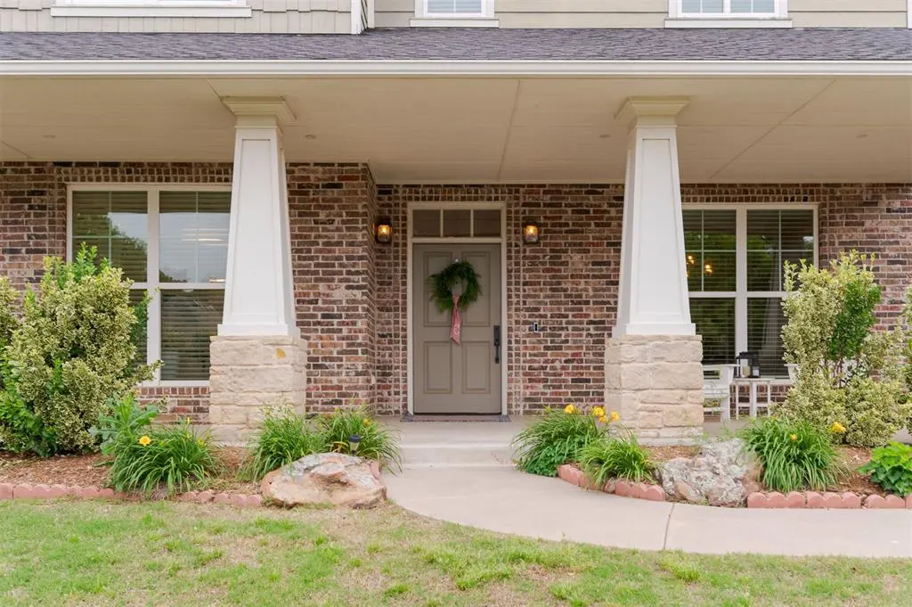 Photo 5 — 10408 Berrywood Drive, Oklahoma City, OK 73151