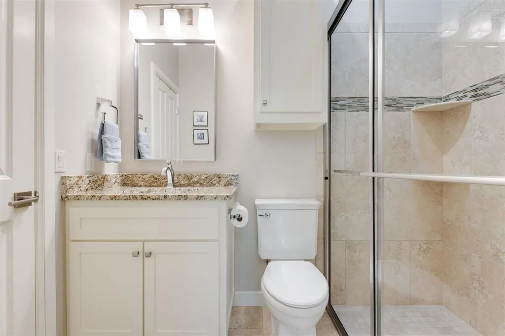 Photo 13 — 10408 Berrywood Drive, Oklahoma City, OK 73151