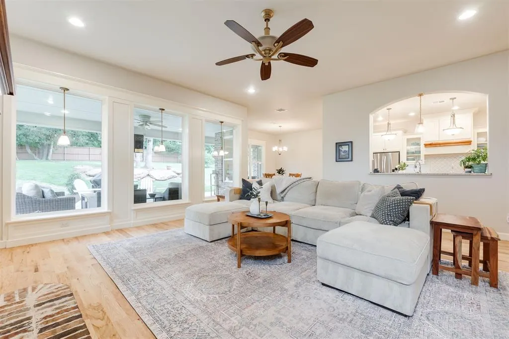 Photo 17 — 10408 Berrywood Drive, Oklahoma City, OK 73151