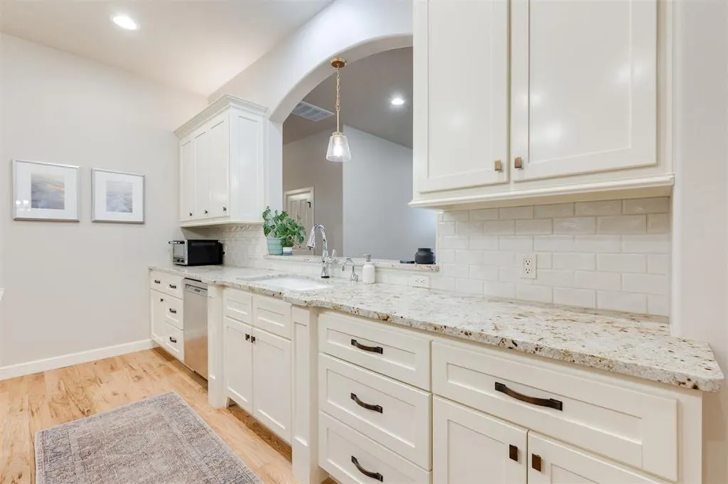 Photo 21 — 10408 Berrywood Drive, Oklahoma City, OK 73151