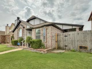 Sold home at 1510 SW 23rd Street