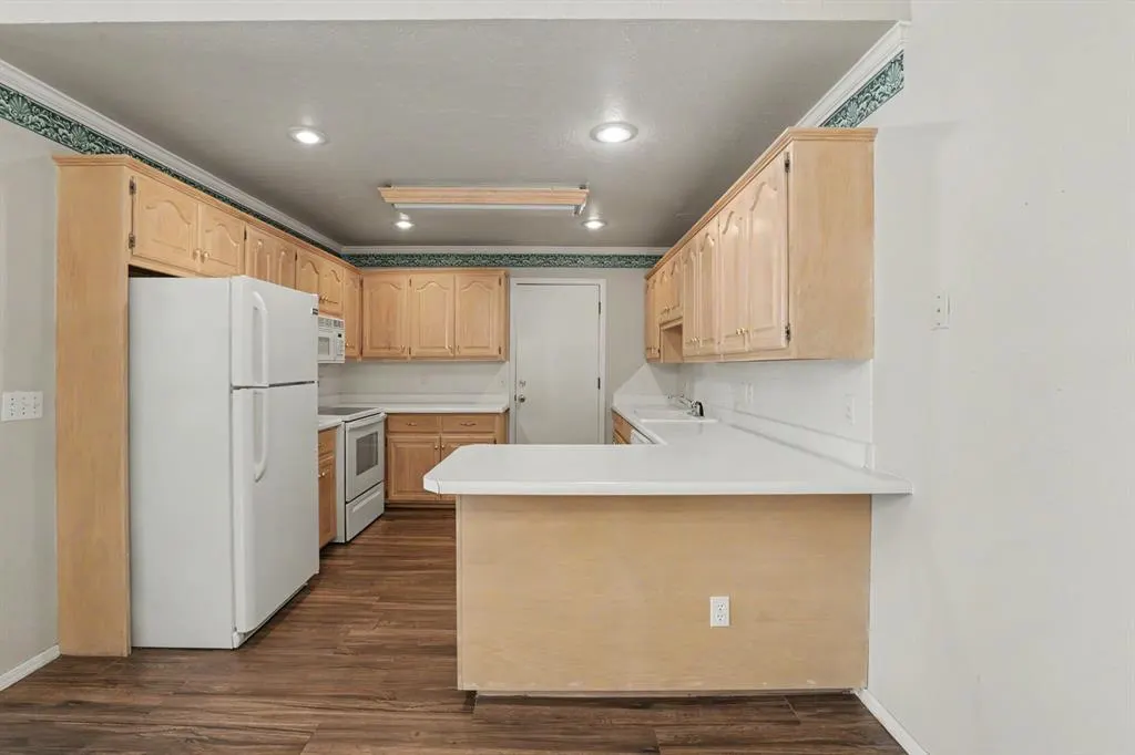 Photo 6 — 4433 Day Lilly Lane, Oklahoma City, OK 73120