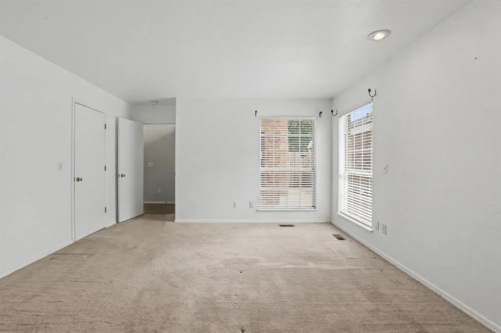 Photo 21 — 4433 Day Lilly Lane, Oklahoma City, OK 73120