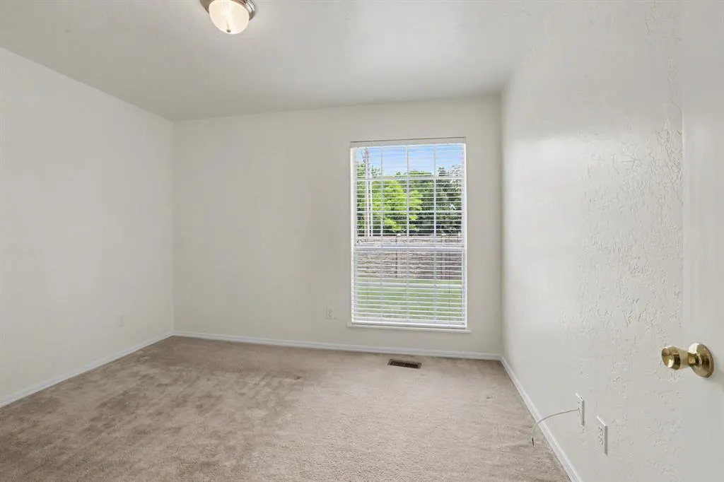 Photo 30 — 4433 Day Lilly Lane, Oklahoma City, OK 73120