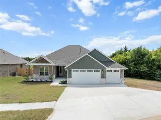 Sold home at 622 Canyon Drive