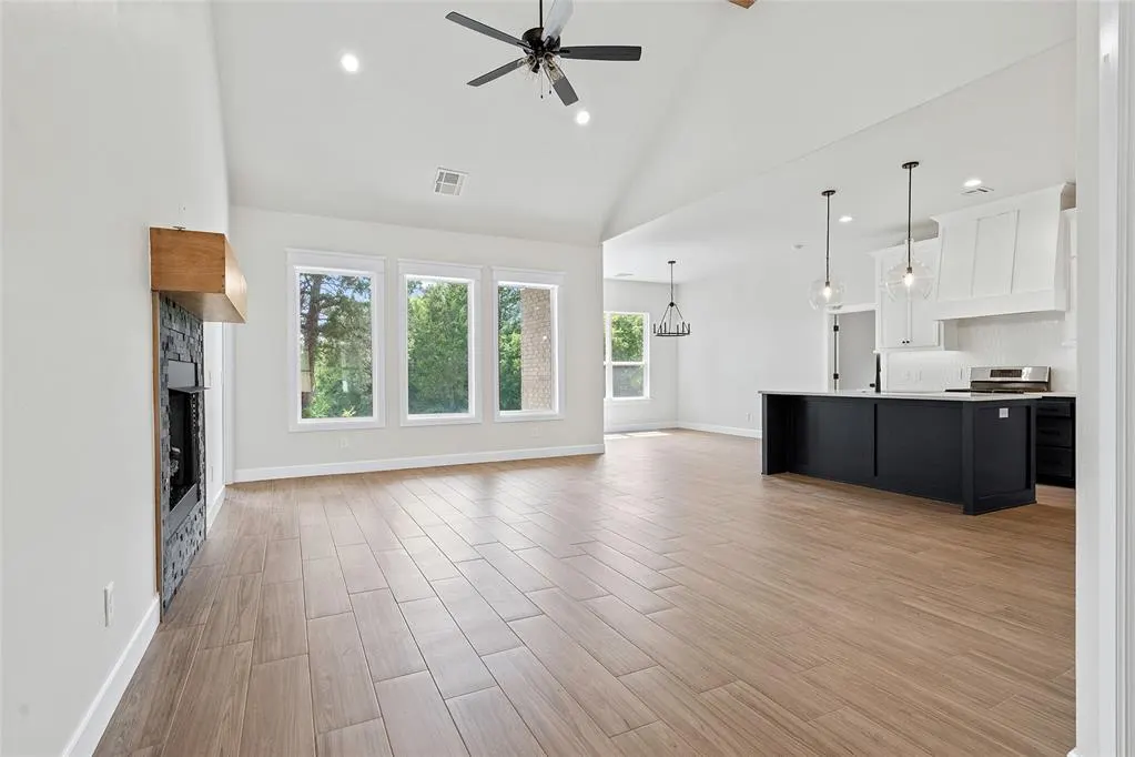 Photo 4 — 622 Canyon Drive, Ardmore, OK 73401