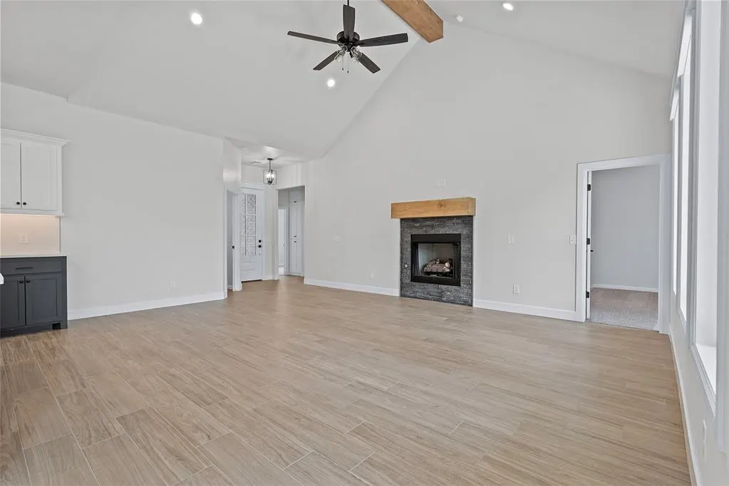 Photo 7 — 622 Canyon Drive, Ardmore, OK 73401