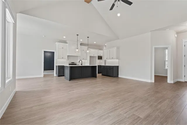 Photo 8 — 622 Canyon Drive, Ardmore, OK 73401