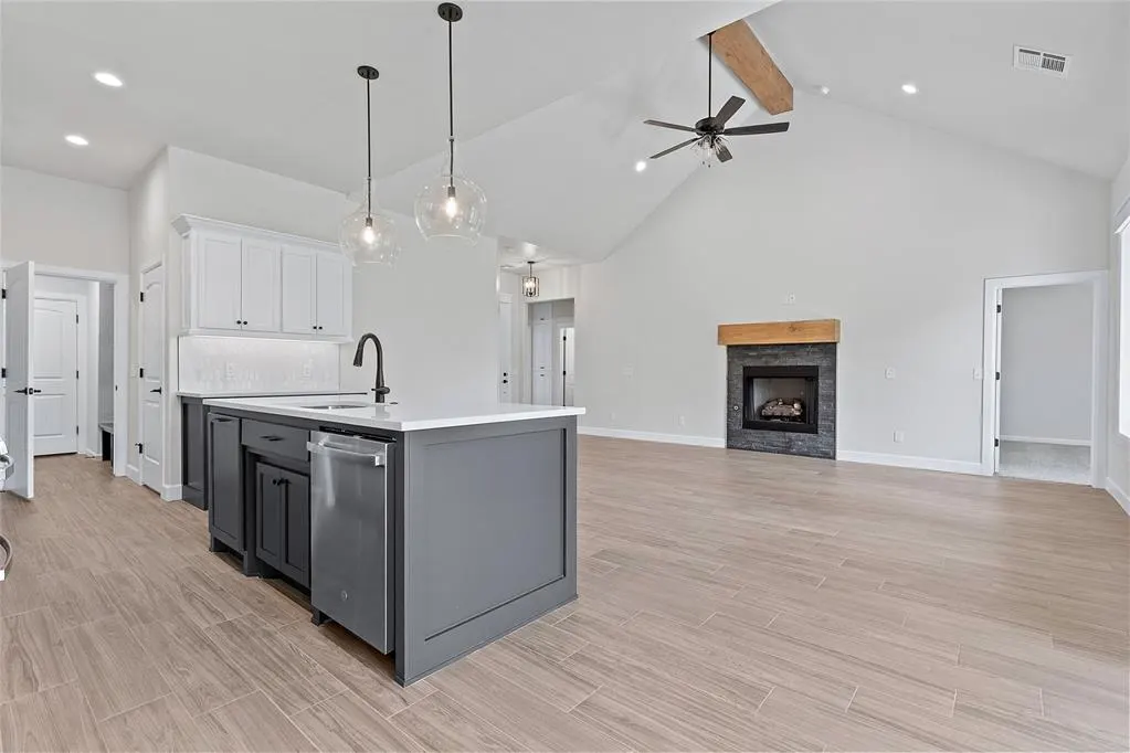 Photo 13 — 622 Canyon Drive, Ardmore, OK 73401