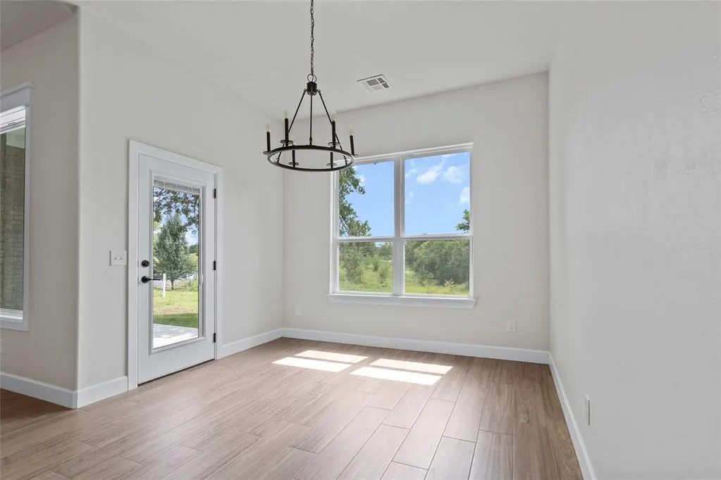 Photo 14 — 622 Canyon Drive, Ardmore, OK 73401