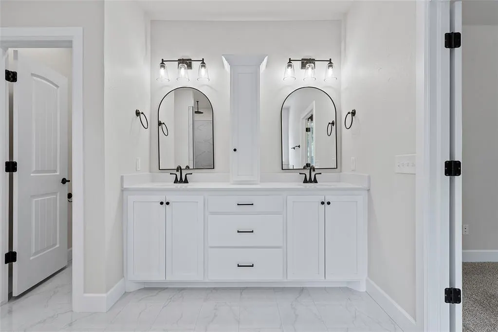 Photo 17 — 622 Canyon Drive, Ardmore, OK 73401