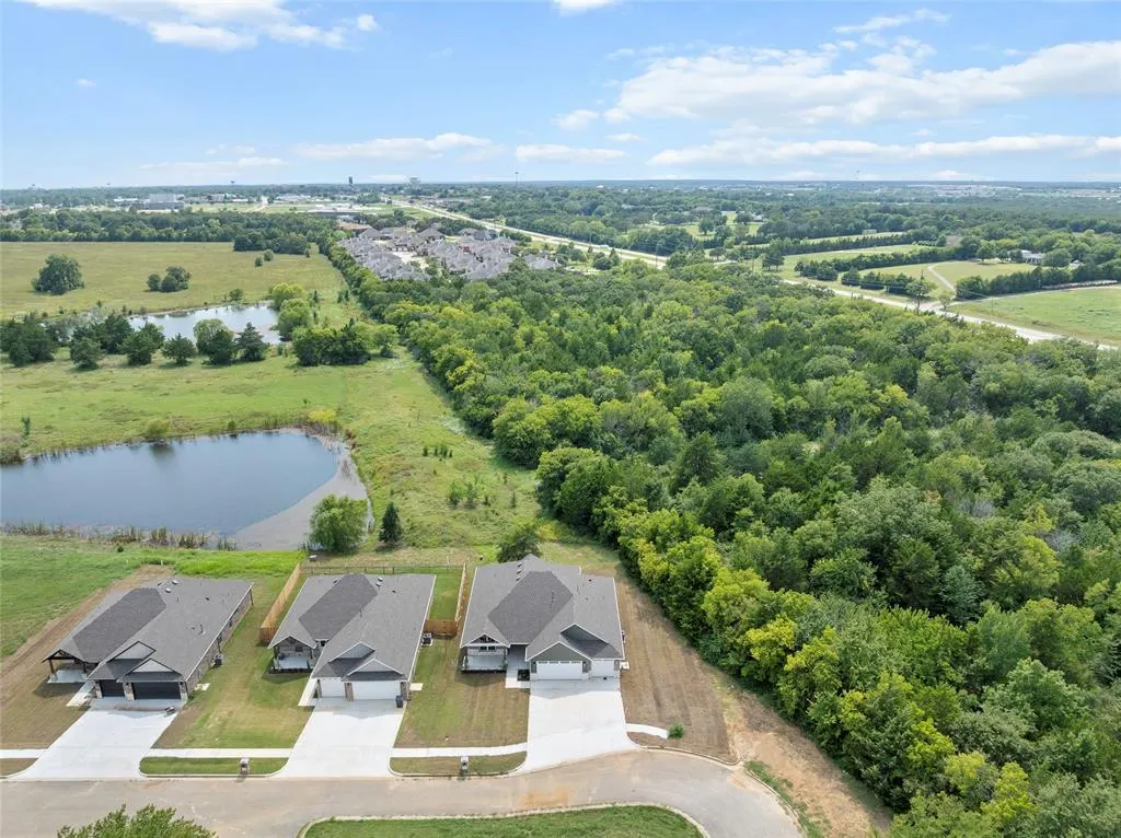 Photo 39 — 622 Canyon Drive, Ardmore, OK 73401