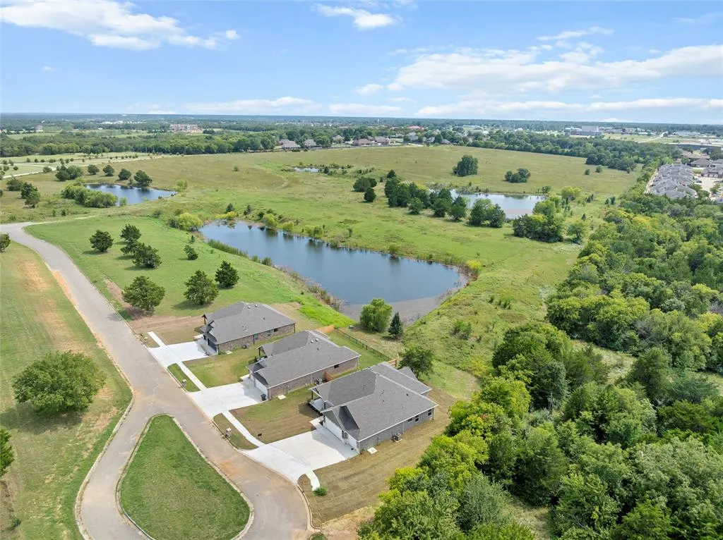 Photo 40 — 622 Canyon Drive, Ardmore, OK 73401