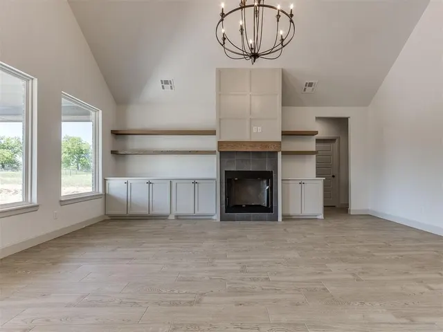 Photo 4 — 8979 Avington Way, Guthrie, OK 73044