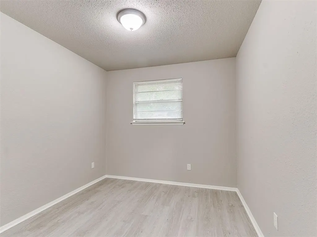 Photo 10 — 1604 Cynthia Drive, Midwest City, OK 73130