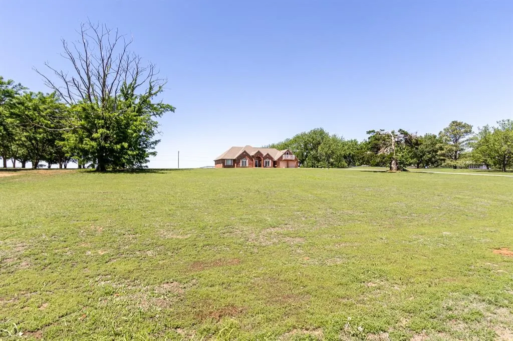 Photo 6 — 420 Living Springs Trail, Washington, OK 73093