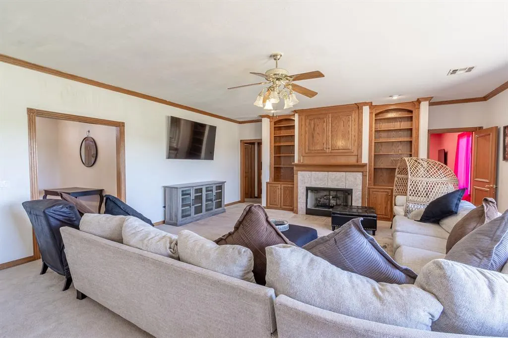 Photo 13 — 420 Living Springs Trail, Washington, OK 73093