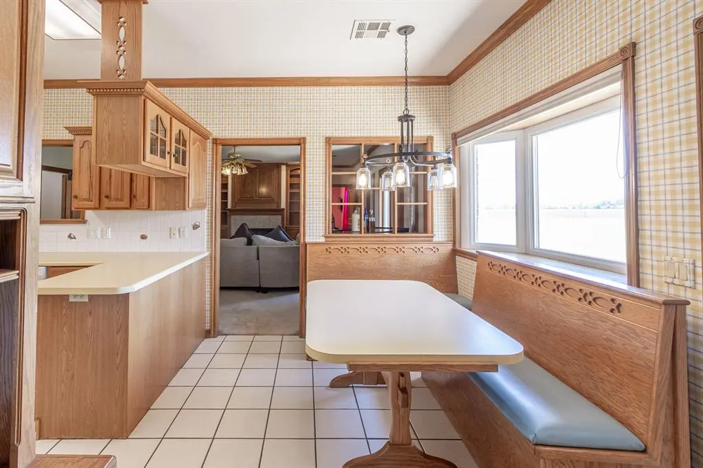 Photo 16 — 420 Living Springs Trail, Washington, OK 73093