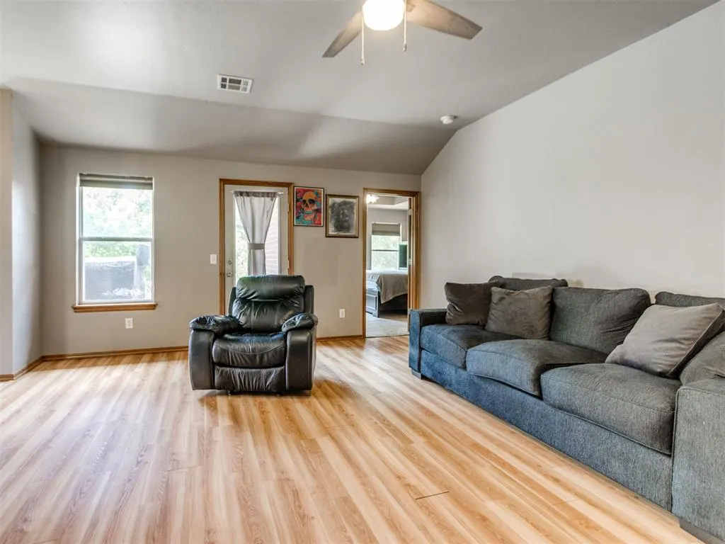 Photo 5 — 10900 S Timberline Drive, Norman, OK 73026
