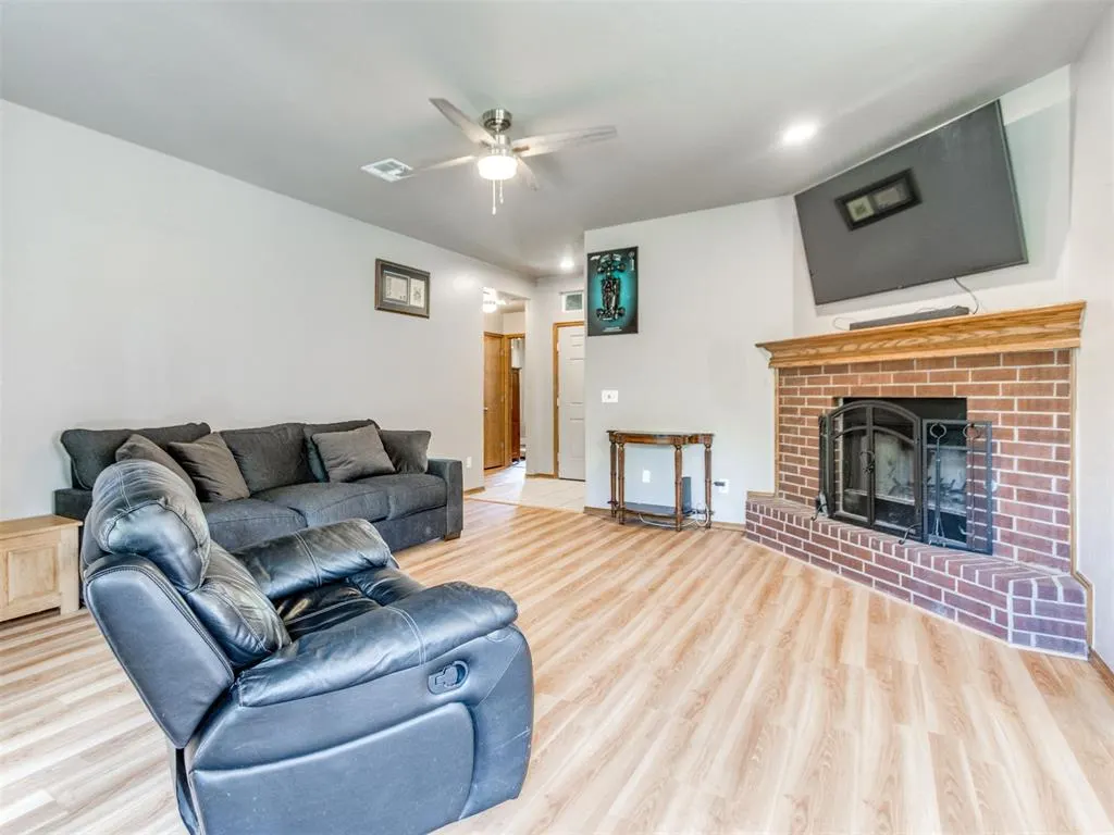 Photo 6 — 10900 S Timberline Drive, Norman, OK 73026