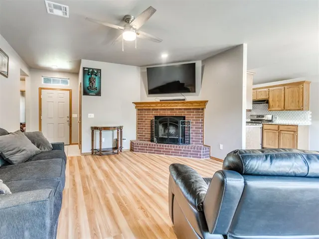 Photo 7 — 10900 S Timberline Drive, Norman, OK 73026