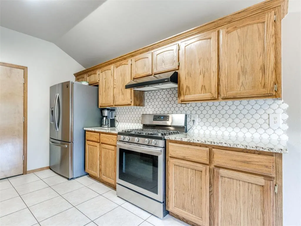Photo 13 — 10900 S Timberline Drive, Norman, OK 73026