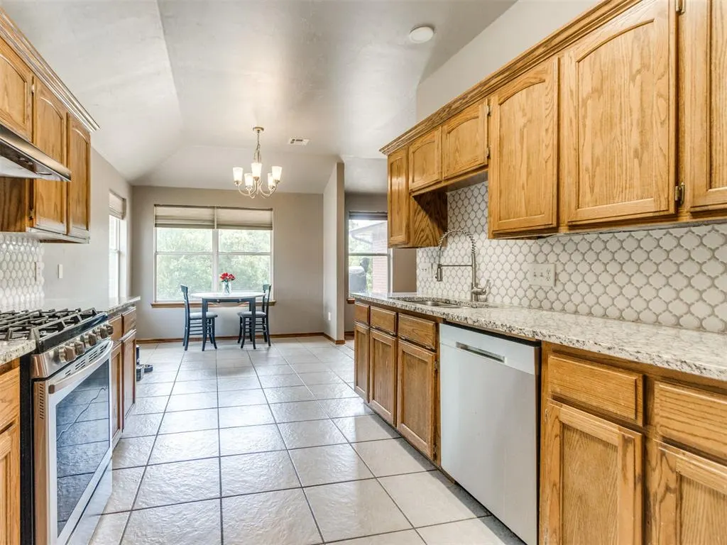 Photo 14 — 10900 S Timberline Drive, Norman, OK 73026