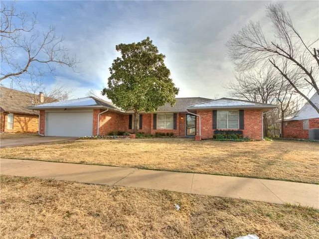 Front exterior — 3608 Jim Robison Drive, Edmond, OK 73013