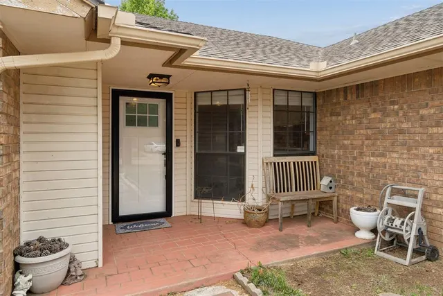 Photo 5 — 1708 Rocky Mountain Way, Edmond, OK 73003