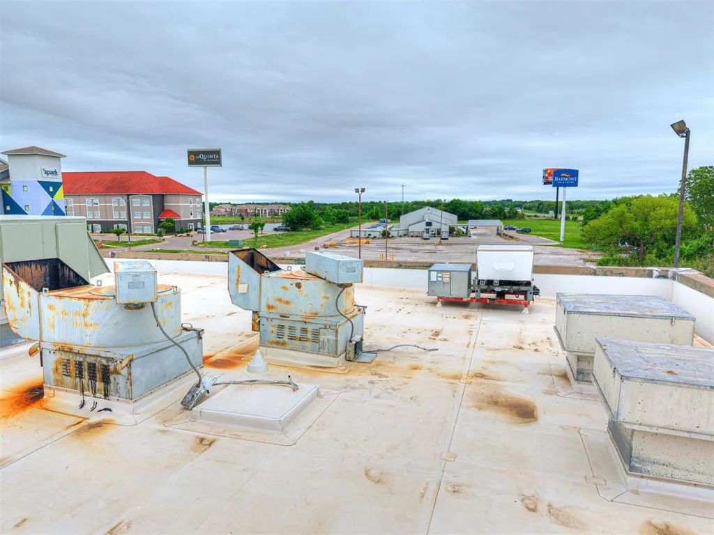 Photo 18 — 4903 N Harrison Street, Shawnee, OK 74804