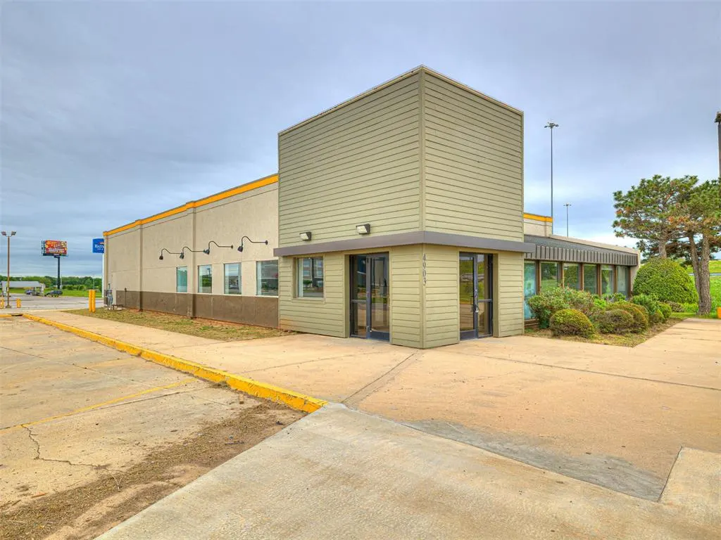 Photo 19 — 4903 N Harrison Street, Shawnee, OK 74804