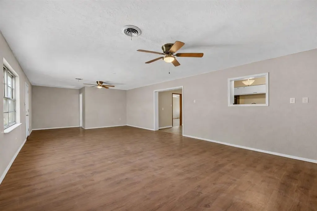 Photo 18 — 2607 NW 46th Place, Lawton, OK 73505