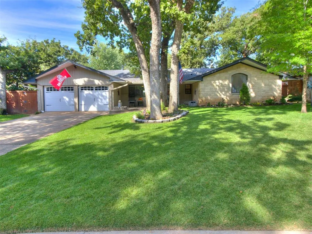 Photo 2 — 6817 NW 29th Street, Bethany, OK 73008
