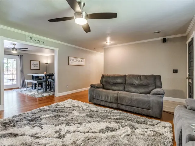 Photo 7 — 6817 NW 29th Street, Bethany, OK 73008