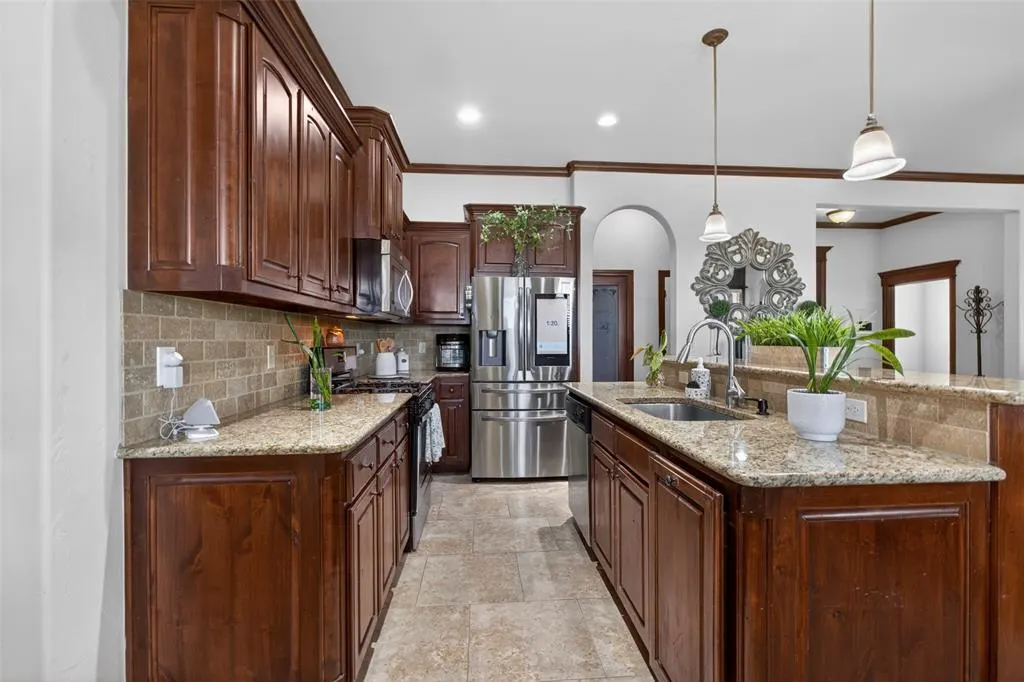Photo 10 — 10905 SW 30th Terrace, Yukon, OK 73099