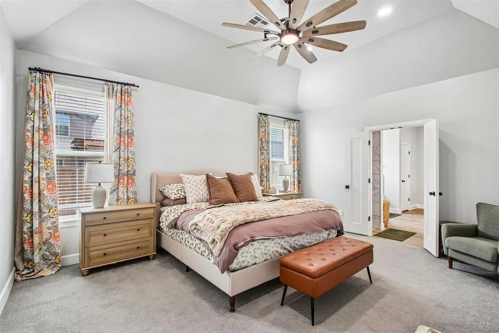 Photo 18 — 2208 W Earl Drive, Mustang, OK 73064
