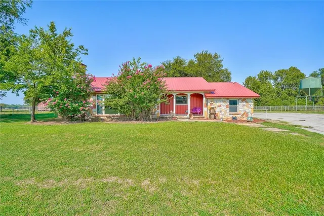 Front exterior — 740421 S Highway 99 Highway, Cushing, OK 74023